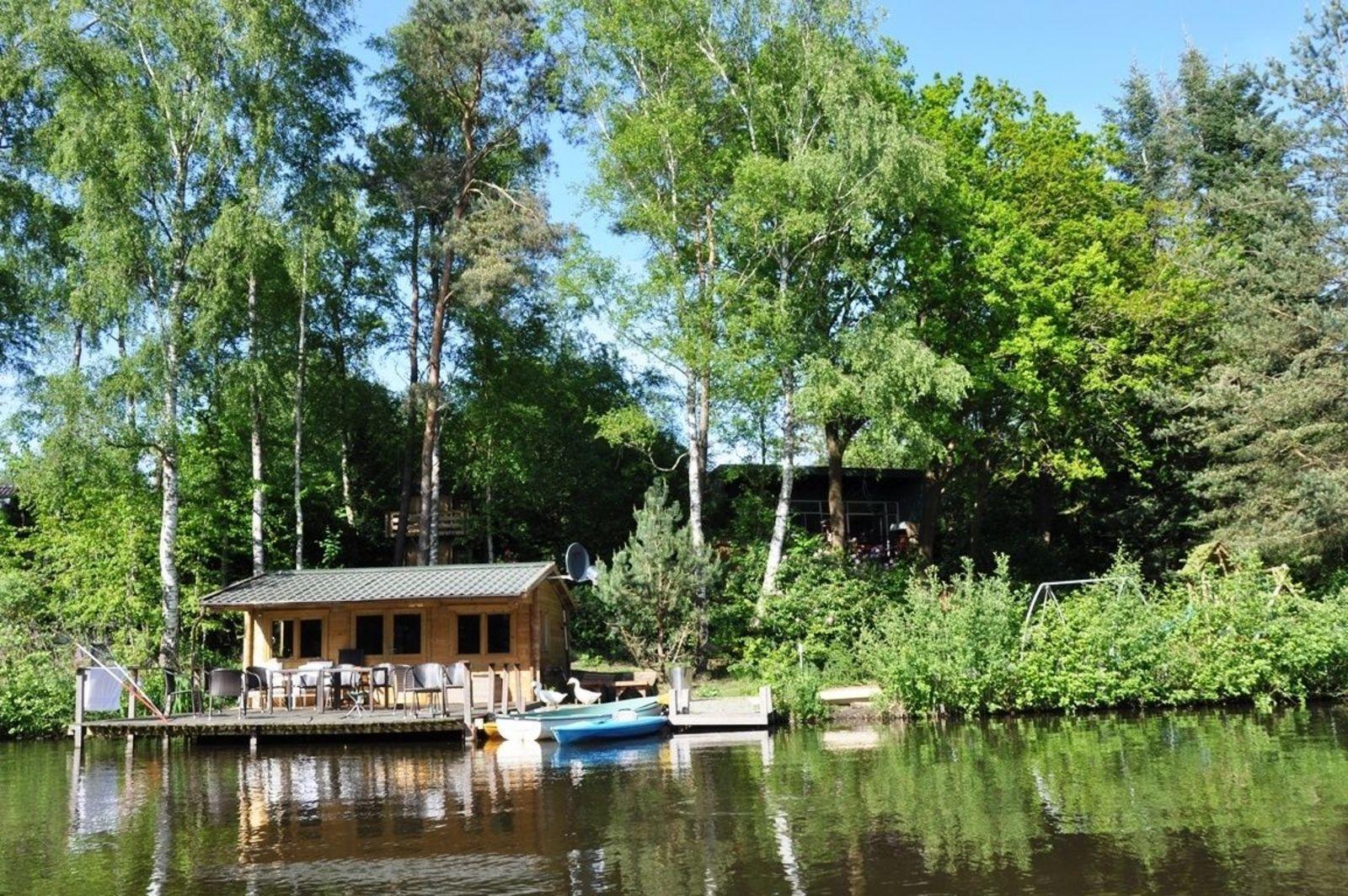 Villa Vechtdal 1 vakantiehuis aan het water