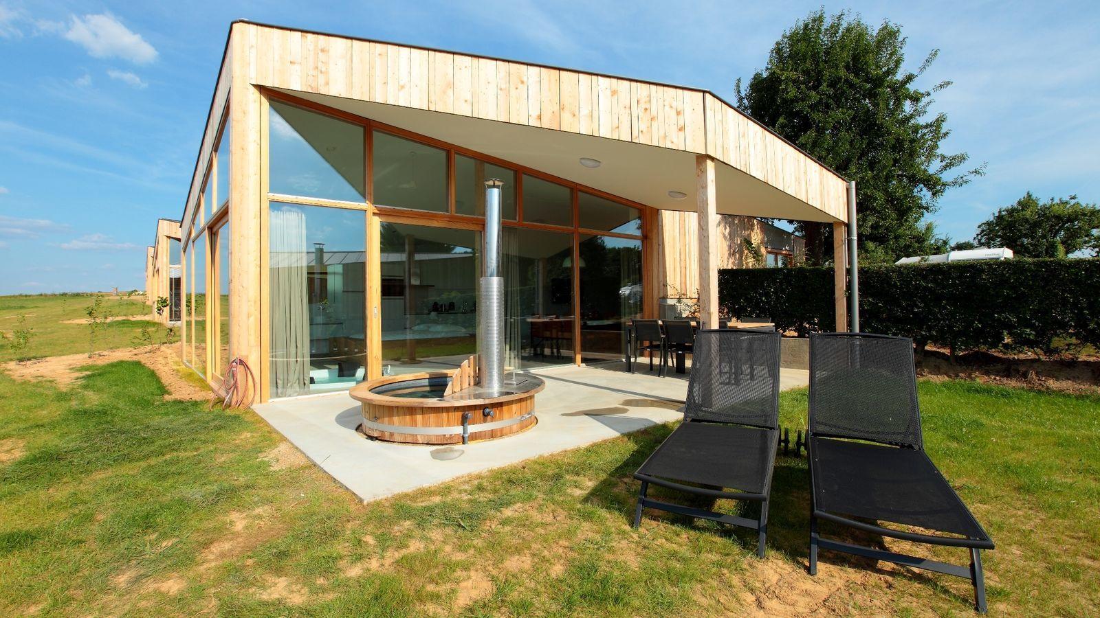 Landgoed St. Geertruid - Natuurloft® Water met hottub en bubbelbad